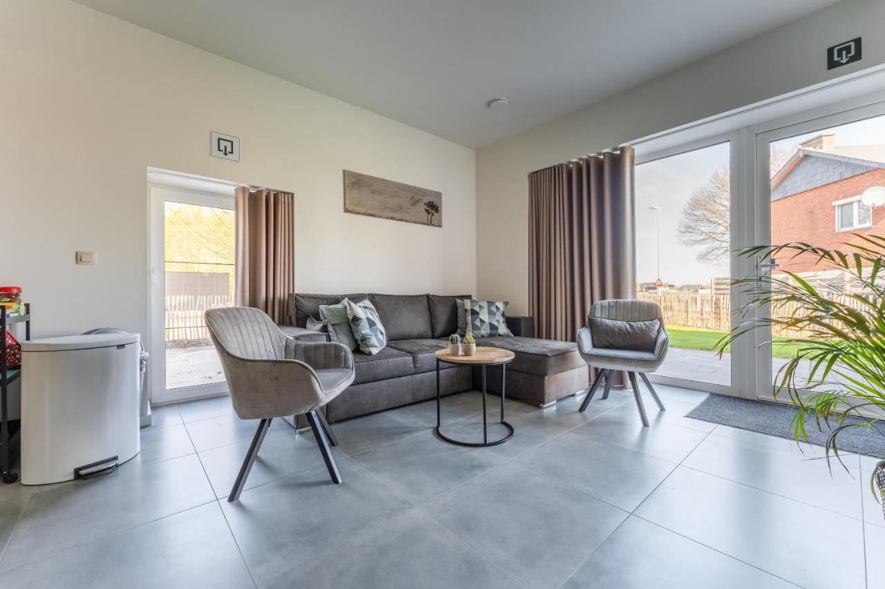 De Hoog Velden 12 Apartment NeerNeerpelt Екстериор снимка